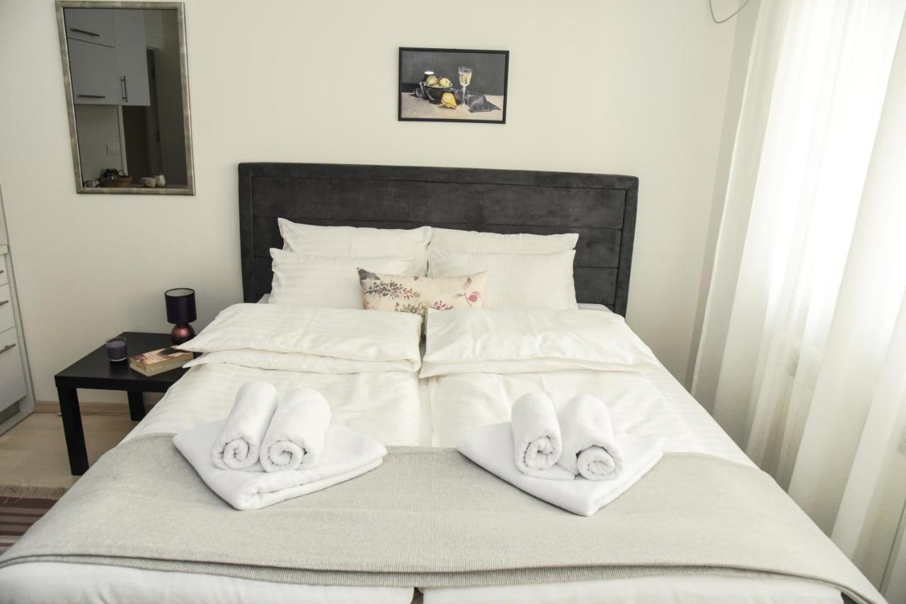 Suncokret Apartmani โลซนิตซา ภายนอก รูปภาพ