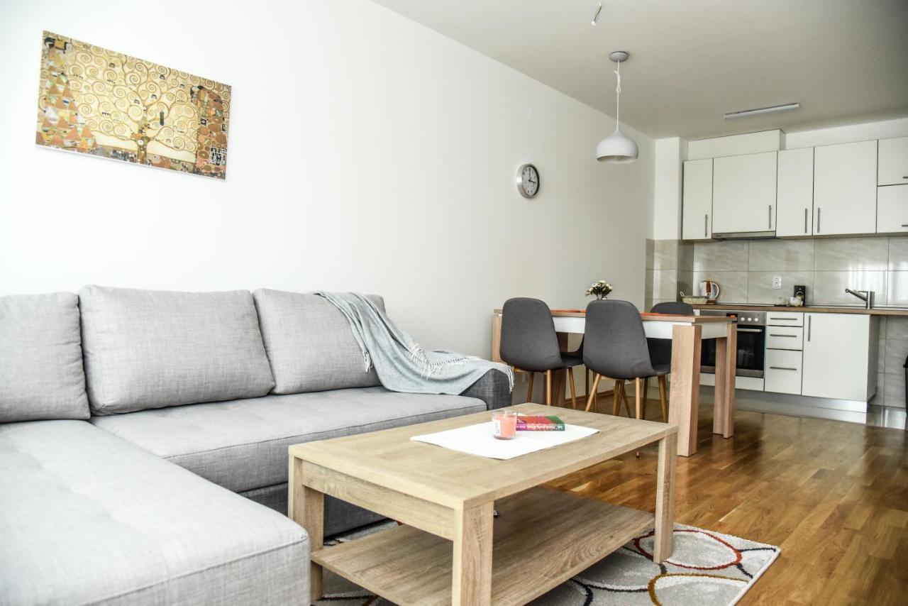 Suncokret Apartmani โลซนิตซา ภายนอก รูปภาพ