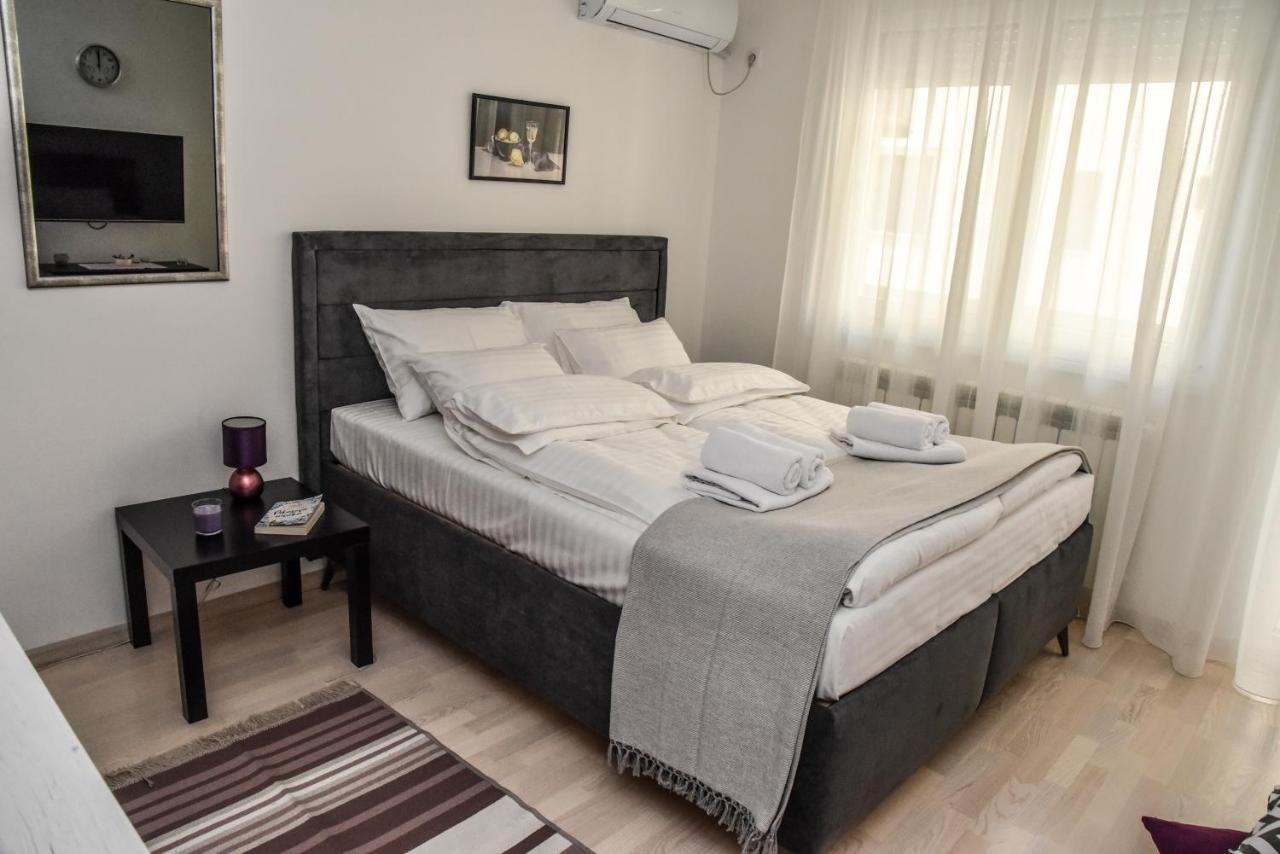 Suncokret Apartmani โลซนิตซา ภายนอก รูปภาพ