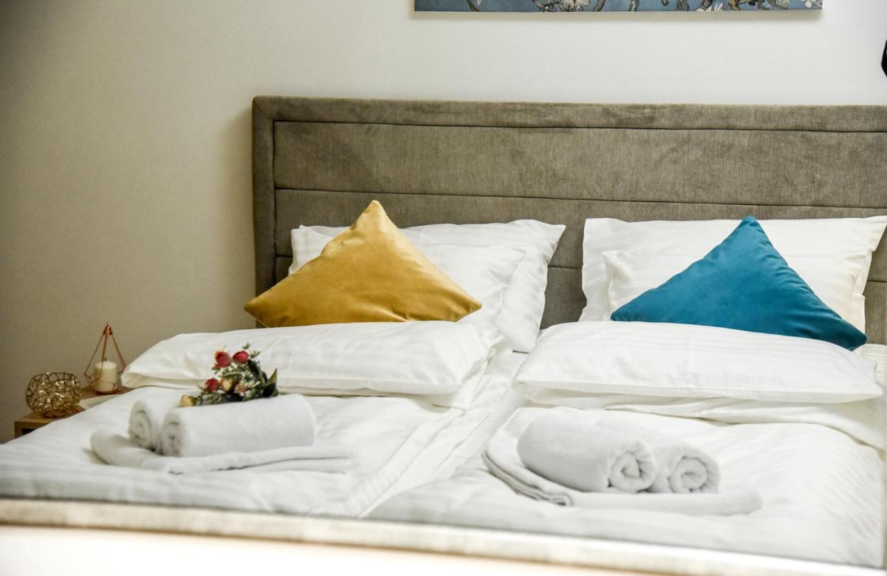 Suncokret Apartmani โลซนิตซา ภายนอก รูปภาพ