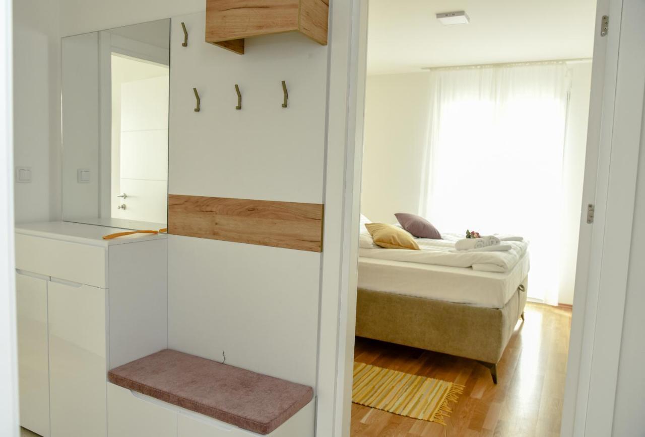 Suncokret Apartmani โลซนิตซา ภายนอก รูปภาพ