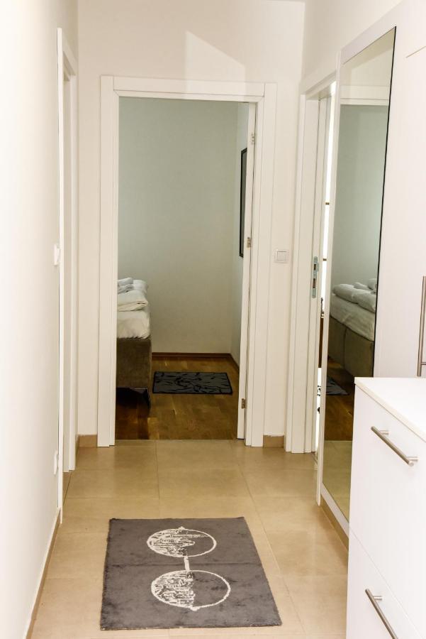 Suncokret Apartmani โลซนิตซา ภายนอก รูปภาพ